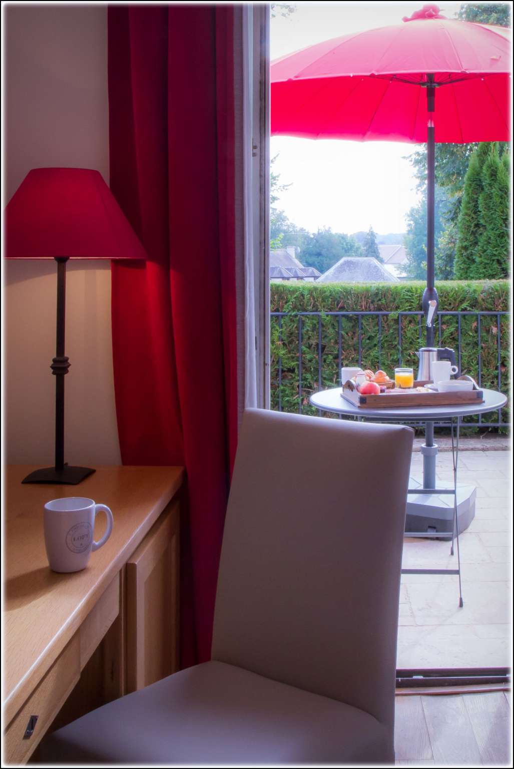 Hôtel de charme Yvelines - Vue exterieur Montfort l'Amaury - Hôtel Saint Laurent